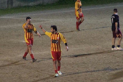 la-peloro-annunziata-esulta-dopo-un-gol